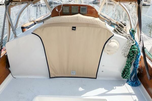 Meltemi IV 25ft Cape Dory Yacht For Sale