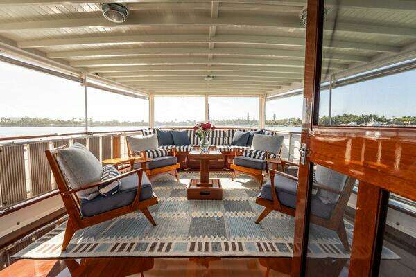 Trumpy 58 Yacht For Sale