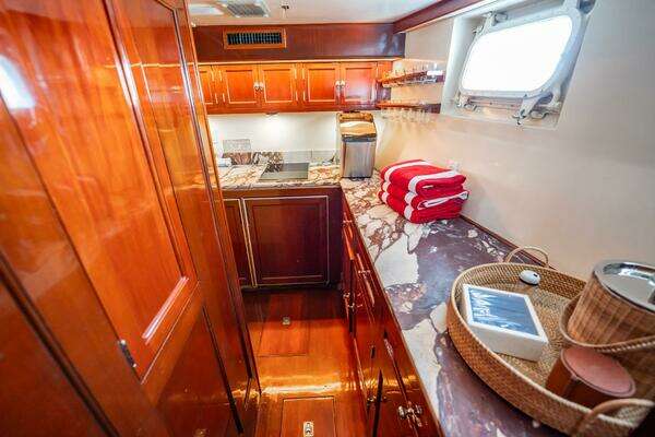 Trumpy 58 Yacht For Sale