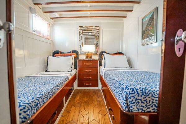 Trumpy 58 Yacht For Sale