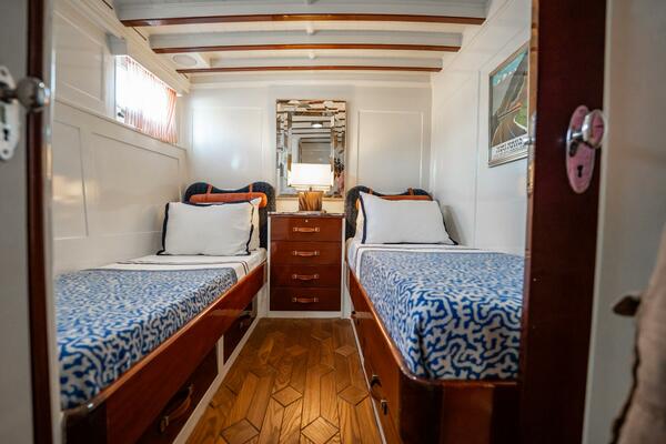 Flying Lady 58ft Trumpy Yacht For Sale