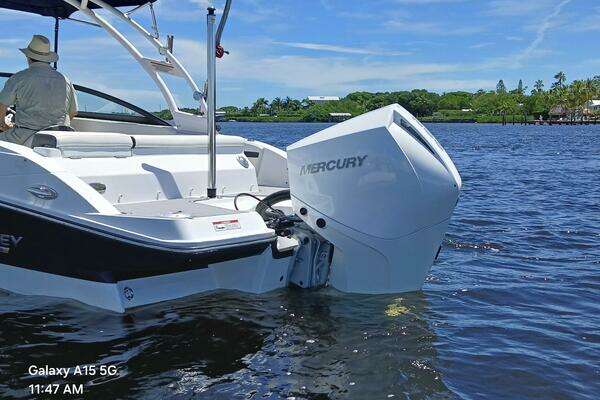 Photo of the 2023 Monterey 225