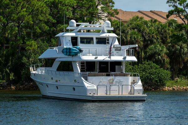 Photo of the 2005 Ocean Alexander 78 Pilothouse "Somewhere In Time"
