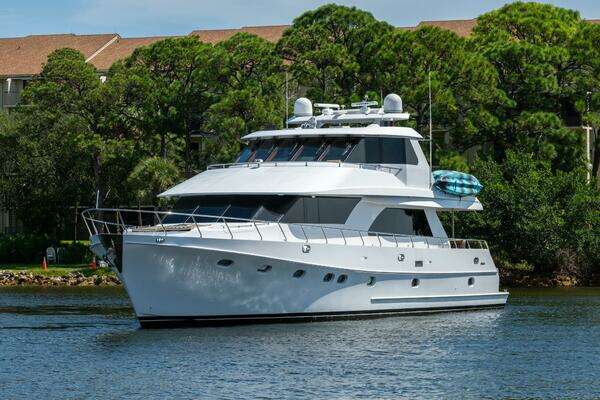 Photo of the 2005 Ocean Alexander 78 Pilothouse "Somewhere In Time"
