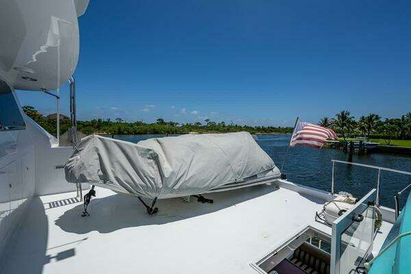 2005 Ocean Alexander 80