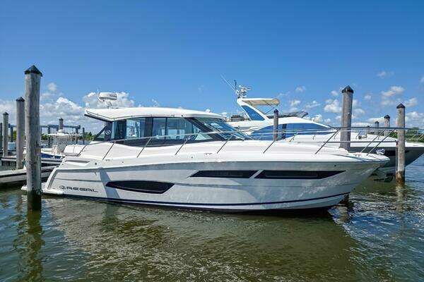 38-ft-Regal-2026-38 Grand Coupe-Sea Bright New Jersey United States yacht for sale