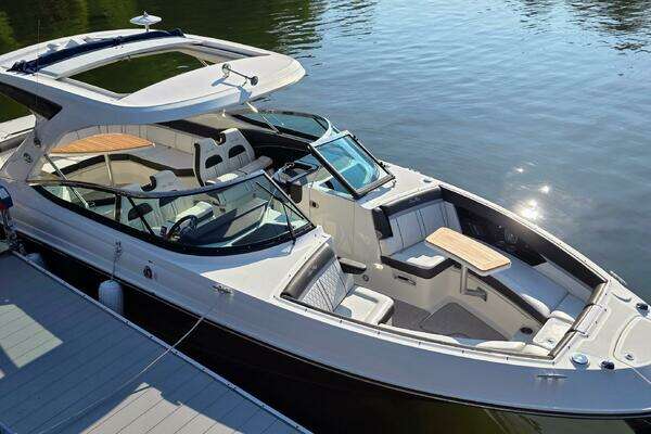 35-ft-Sea Ray-2019-350 SLX- South Frontenac Ontario Canada  yacht for sale