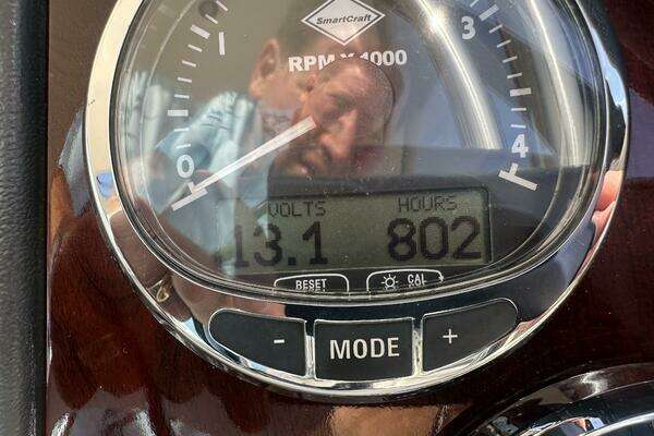 Meridian 441 Sedan Yacht For Sale