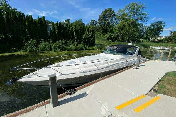 Photo of the 2002 Riviera 47 Excalibur "Waypointe"