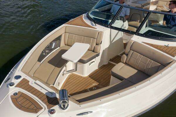 2016 Sea Ray 35