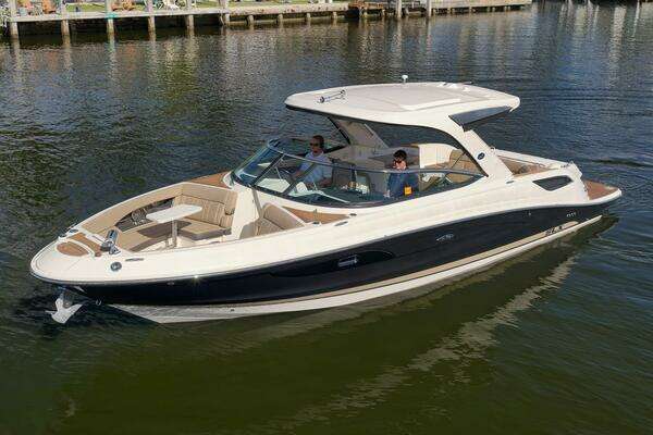 2016 Sea Ray 35