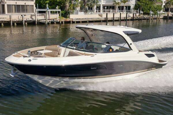 2016 Sea Ray 35