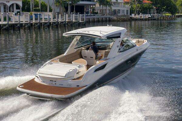 2016 Sea Ray 35