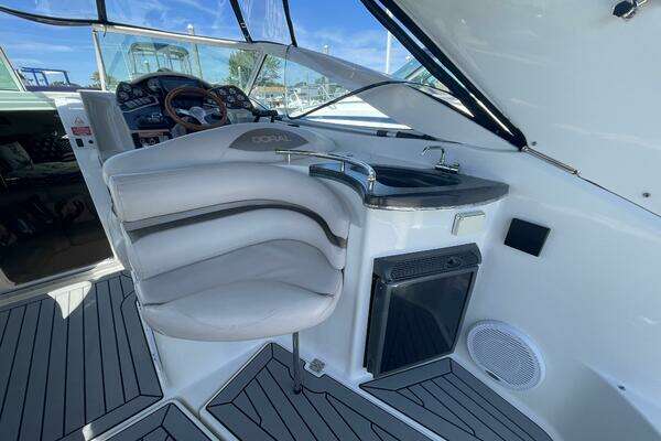 Photo of the 2004 Doral 280 Prestancia