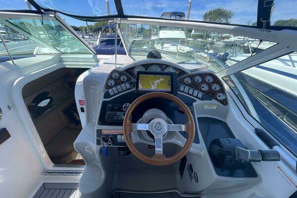 Photo of the 2004 Doral 280 Prestancia