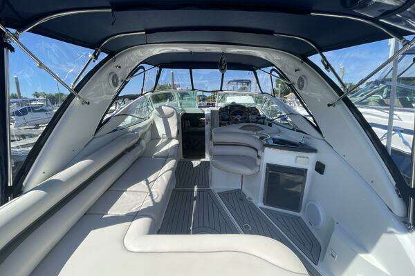 Photo of the 2004 Doral 280 Prestancia