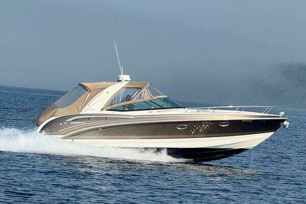 35-ft-Formula-2016-350 SunSport- Grand Bend Ontario Canada  yacht for sale