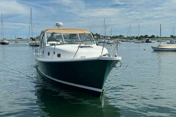 Photo of the 2002 Mainship Pilot 34 "Optimist"