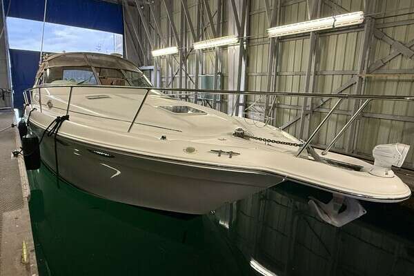 33-ft-Sea Ray-1997-330- North Vancouver British Columbia Canada  yacht for sale