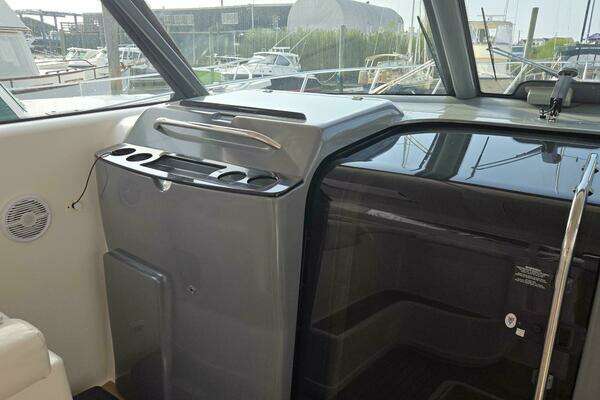 Tiara Yachts 3800 Express Yacht For Sale