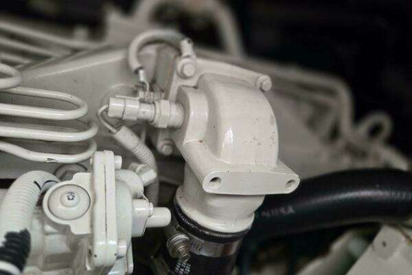 Tiara Yachts 3800 Express Yacht For Sale