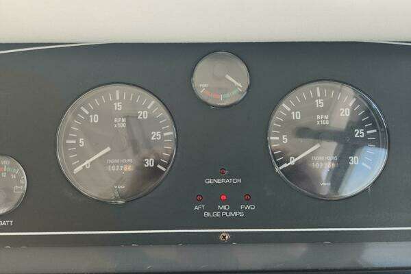 Tiara Yachts 3800 Express Yacht For Sale