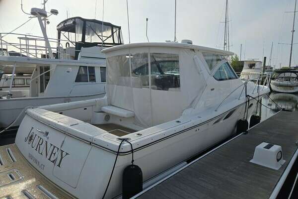 Tiara Yachts 3800 Express Yacht For Sale