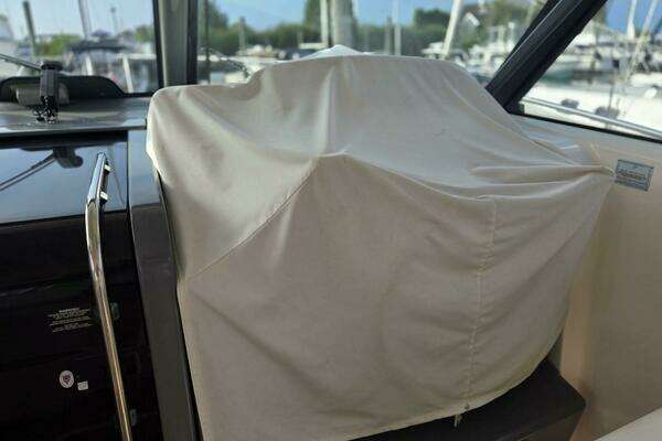 Tiara Yachts 3800 Express Yacht For Sale