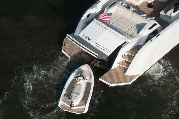 2022 Vanquish Yachts 58