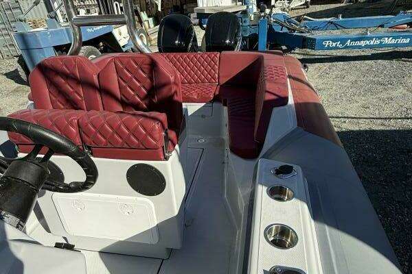 2025 Apex Inflatable 24