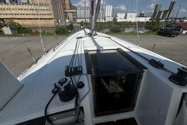 38ft Beneteau Yacht For Sale