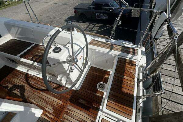 Beneteau Oceanis 38.1 Yacht For Sale
