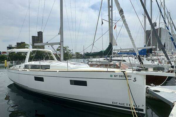 38-ft-Beneteau-2023-Oceanis 38.1- Buffalo New York United States  yacht for sale 38-ft-Beneteau-2023-Oceanis 38.1- Buffalo New York United States  yacht for sale
