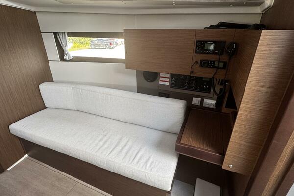 38ft Beneteau Yacht For Sale
