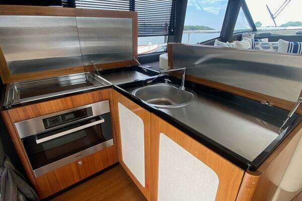 Azimut Magellano 50 Yacht For Sale