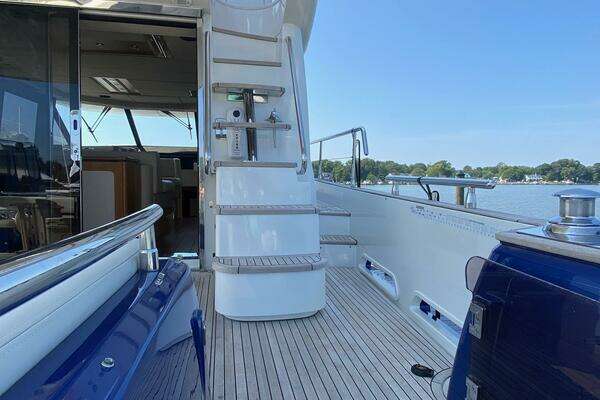 Azimut Magellano 50 Yacht For Sale