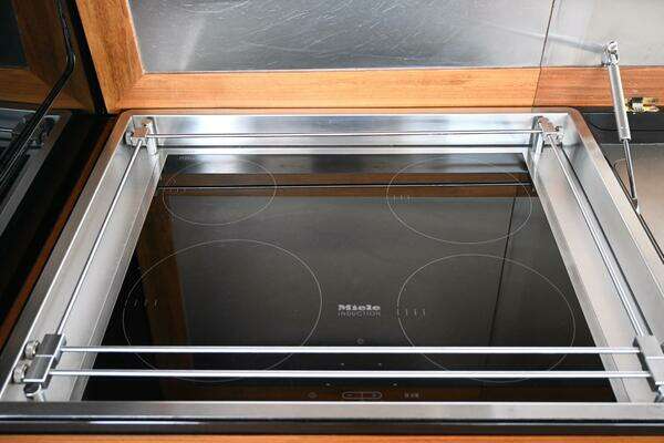 Azimut Magellano 50 Yacht For Sale