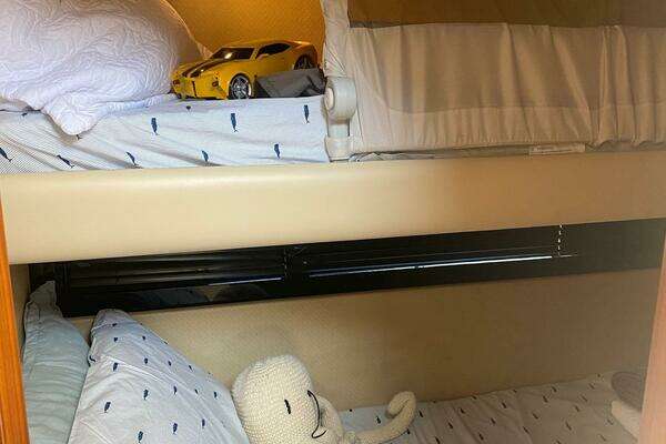 Azimut Magellano 50 Yacht For Sale