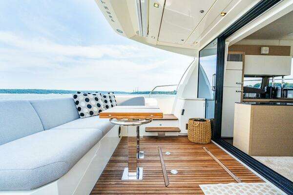 Prestige  Yacht For Sale