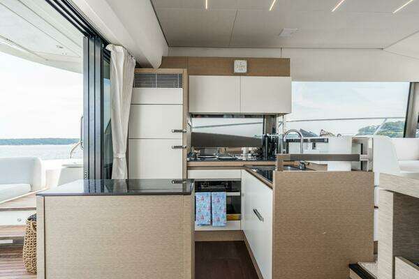 Prestige  Yacht For Sale