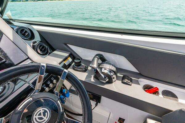 Cruisers Yachts  Yacht For Sale