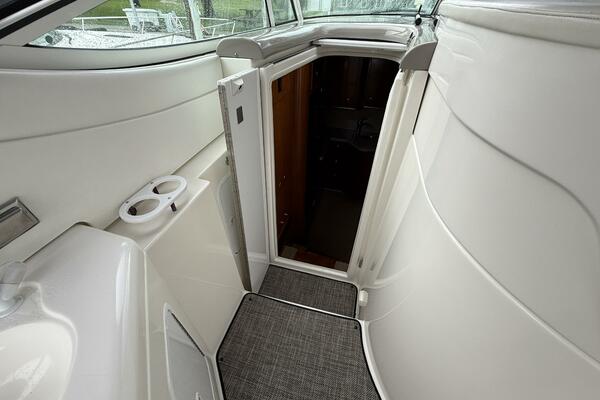 Houligan s Haven 37ft Cruisers Yacht For Sale