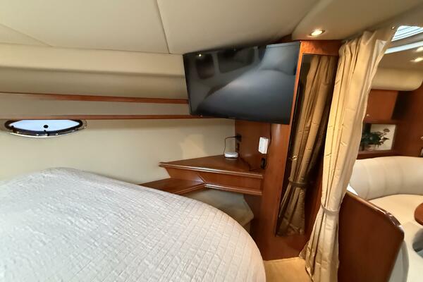 Houligan s Haven 37ft Cruisers Yacht For Sale