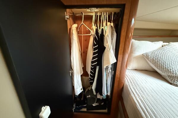 Houligan s Haven 37ft Cruisers Yacht For Sale