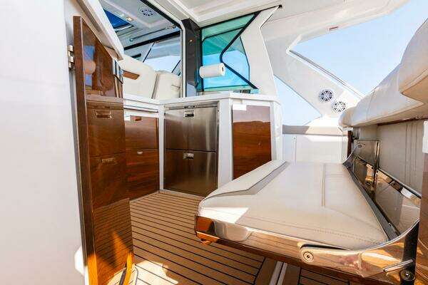 Tiara Sport  Yacht For Sale