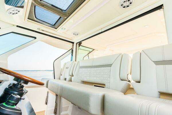 Tiara Sport  Yacht For Sale