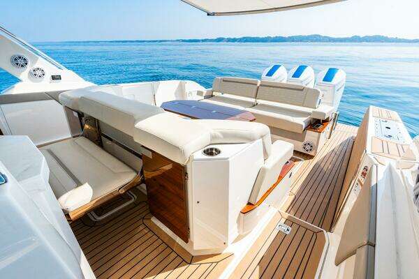 Tiara Sport  Yacht For Sale