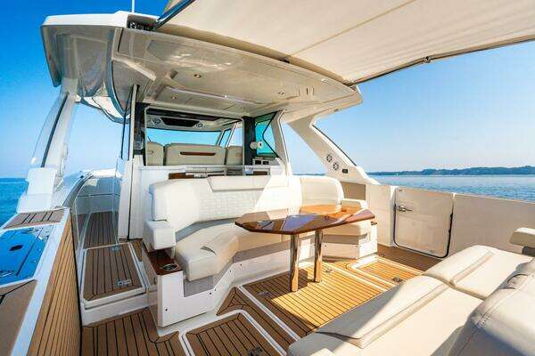 Tiara Sport  Yacht For Sale