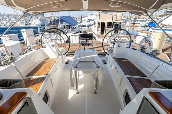 Victory 47ft Jeanneau Yacht For Sale