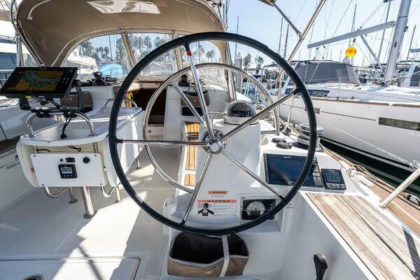 Victory 47ft Jeanneau Yacht For Sale